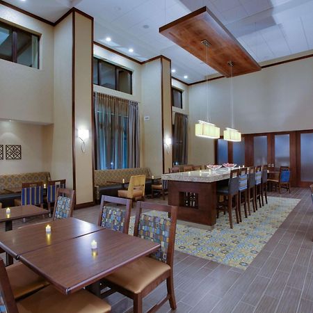 Hampton Inn & Suites Philadelphia/בנסאלם מראה חיצוני תמונה