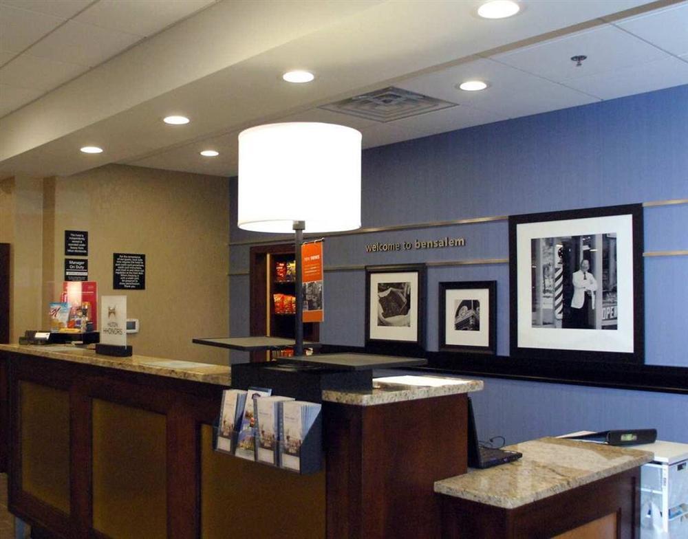 Hampton Inn & Suites Philadelphia/בנסאלם מראה פנימי תמונה
